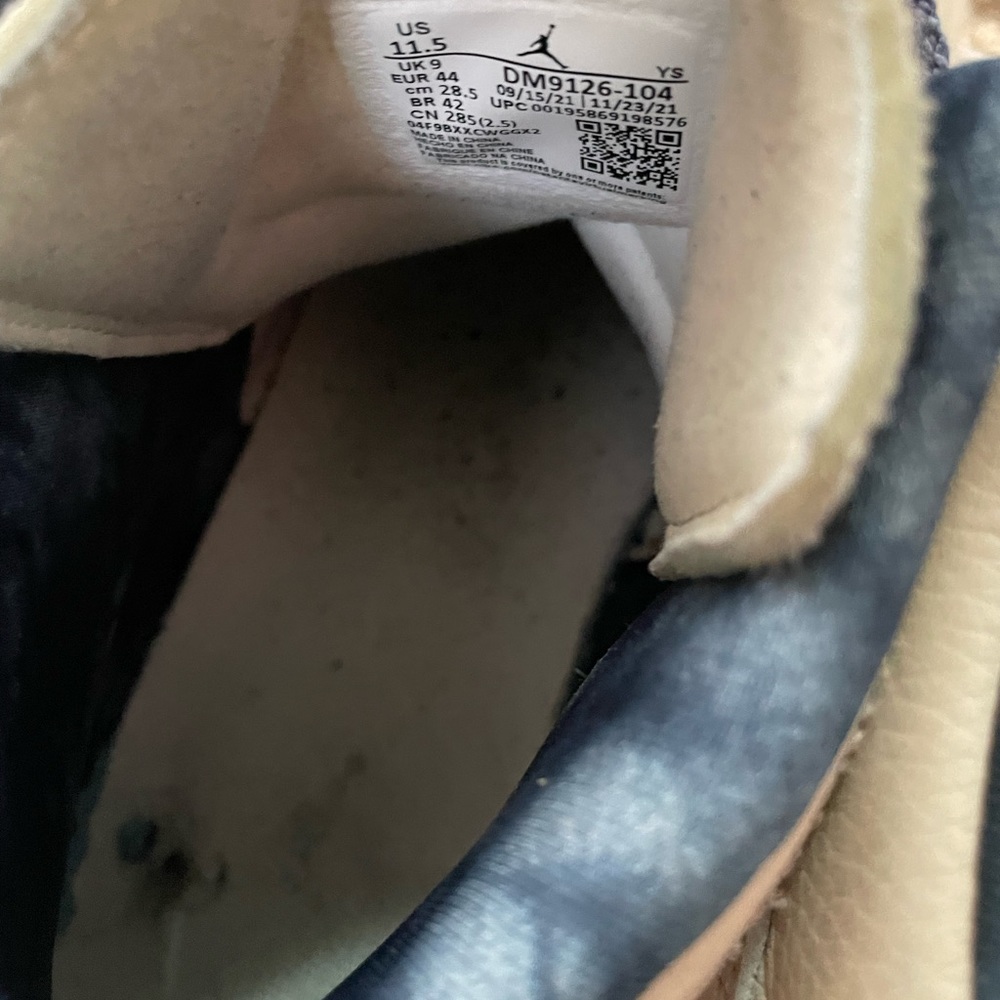 Nike Dunks - image 4